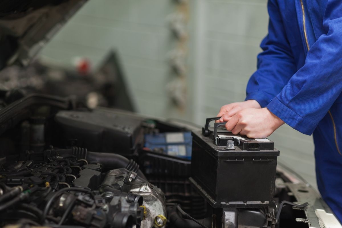 Entendendo os Tipos de Baterias Automotivas: Escolha a Melhor para o Seu Veículo